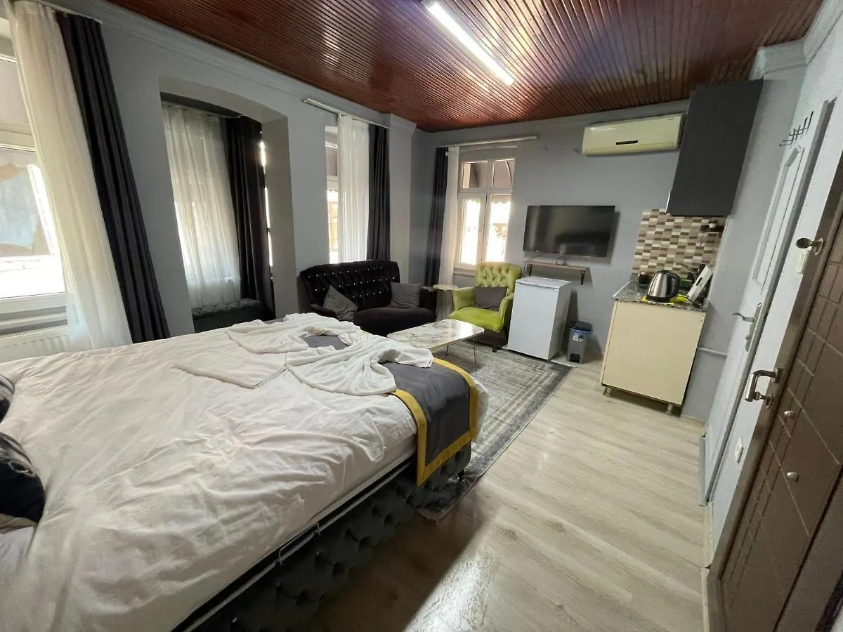 Taksim Red Suite Istanbul Bed & Breakfast